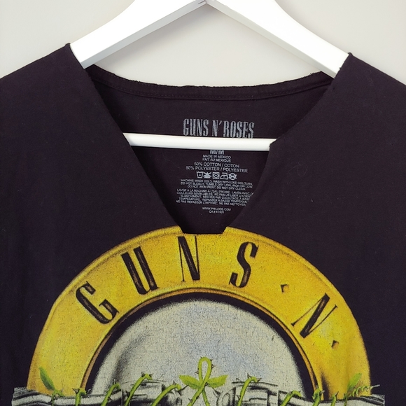 2017 Guns N' Roses Official Bullet Logo Short Sleeve T-Shirt Size Medium - Picture 4 of 13
